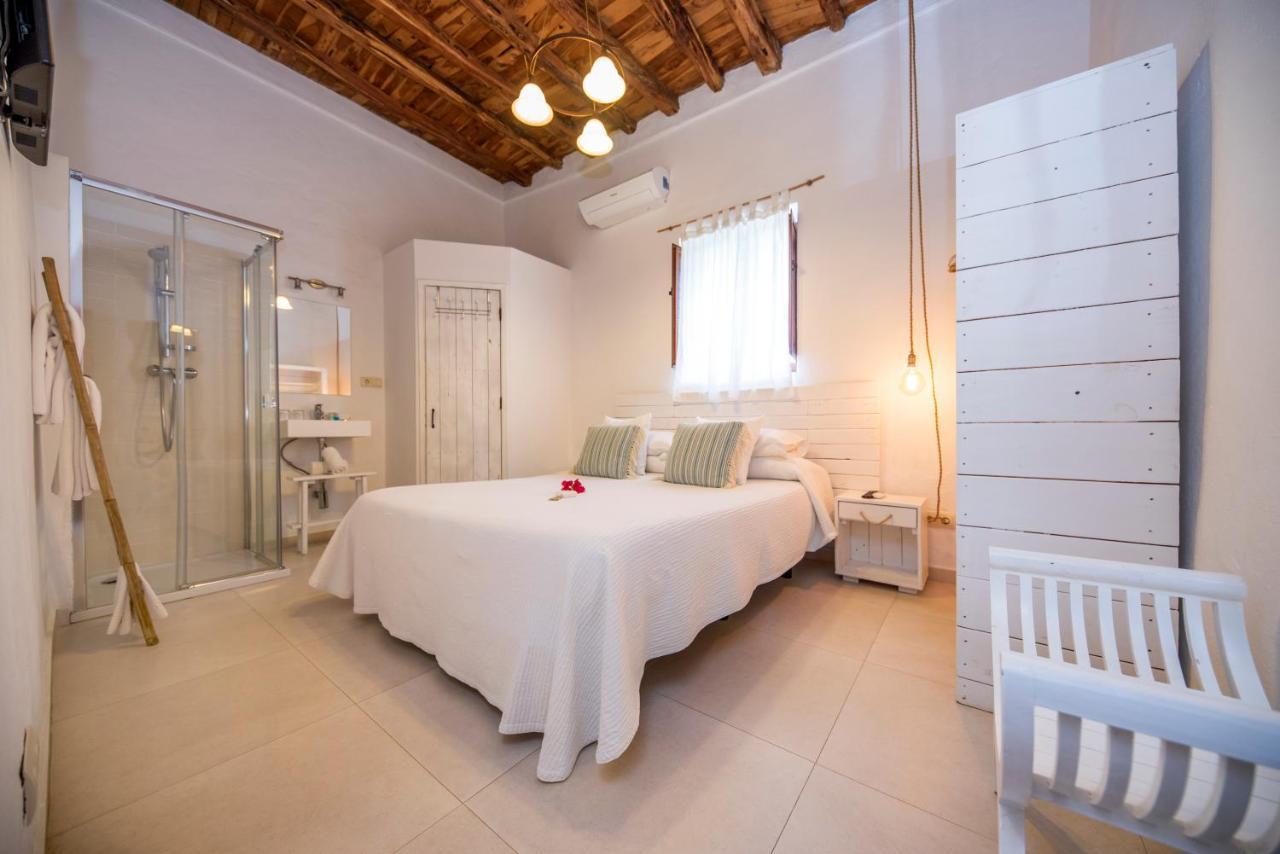 Agroturismo Can Cosmi Prats Santa Gertrudis  Phòng bức ảnh