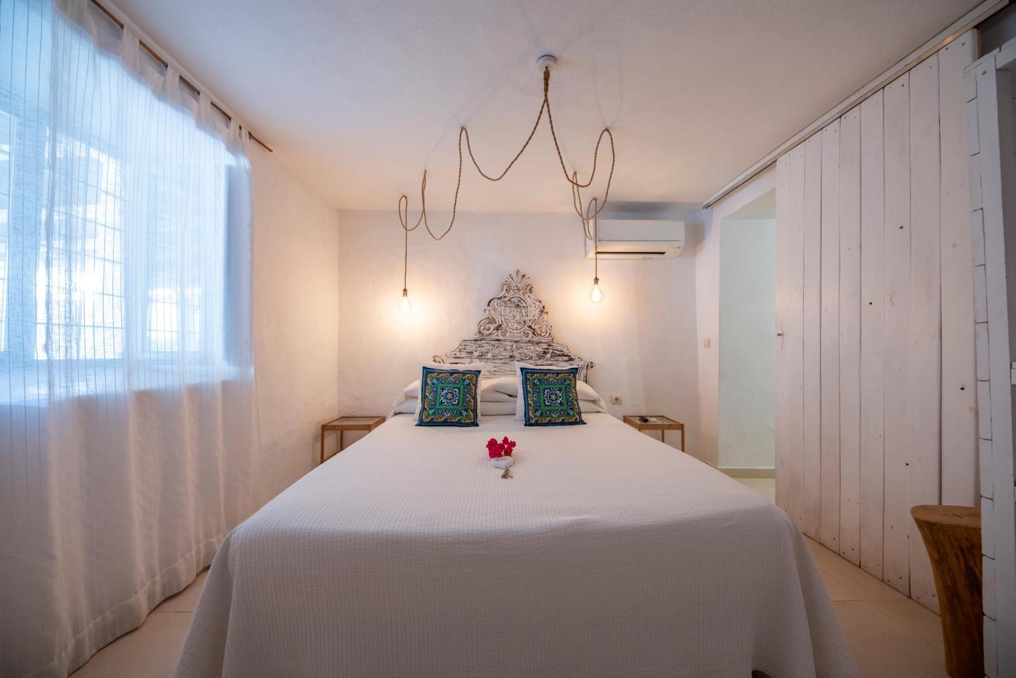 Agroturismo Can Cosmi Prats Santa Gertrudis  Phòng bức ảnh