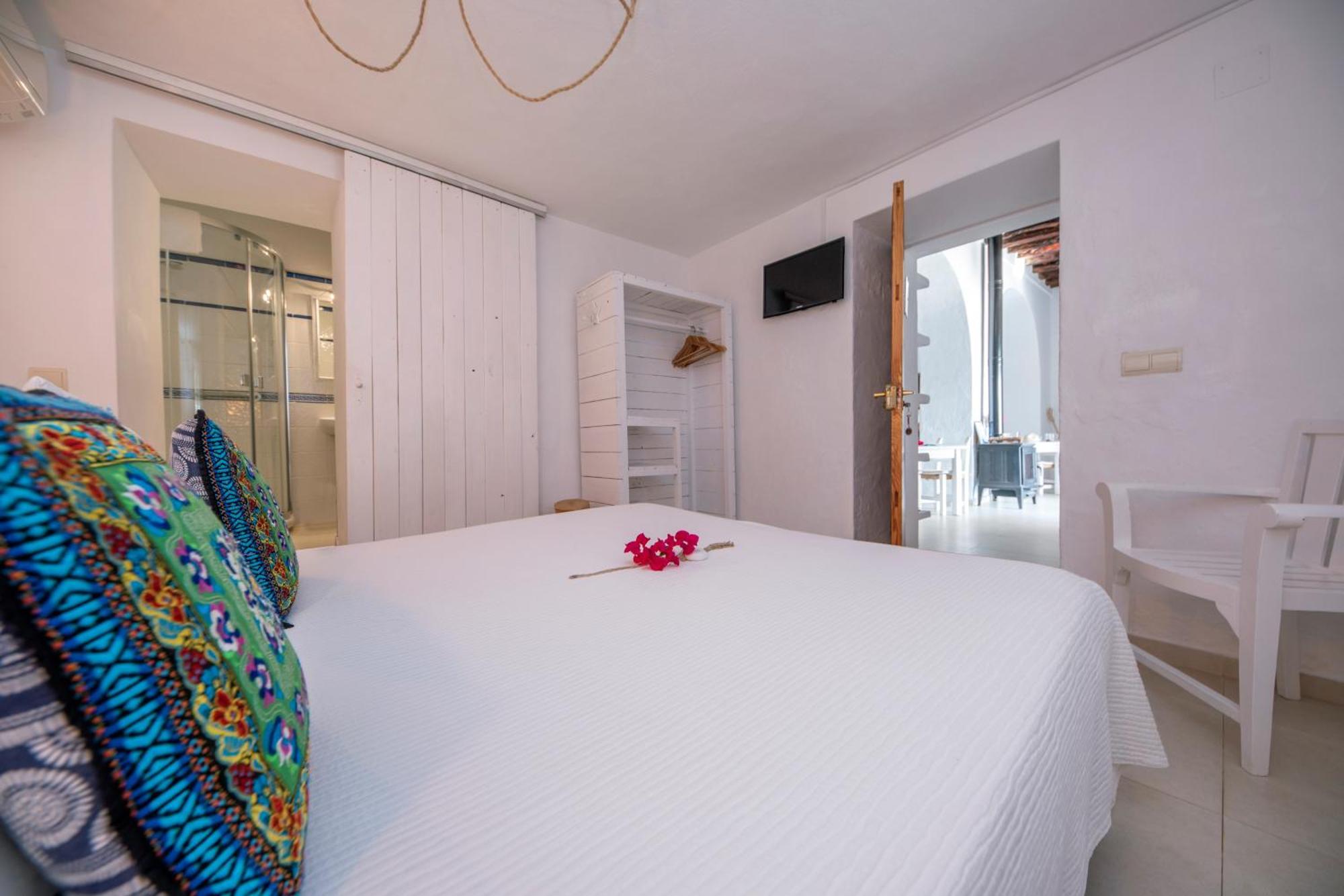 Agroturismo Can Cosmi Prats Santa Gertrudis  Phòng bức ảnh