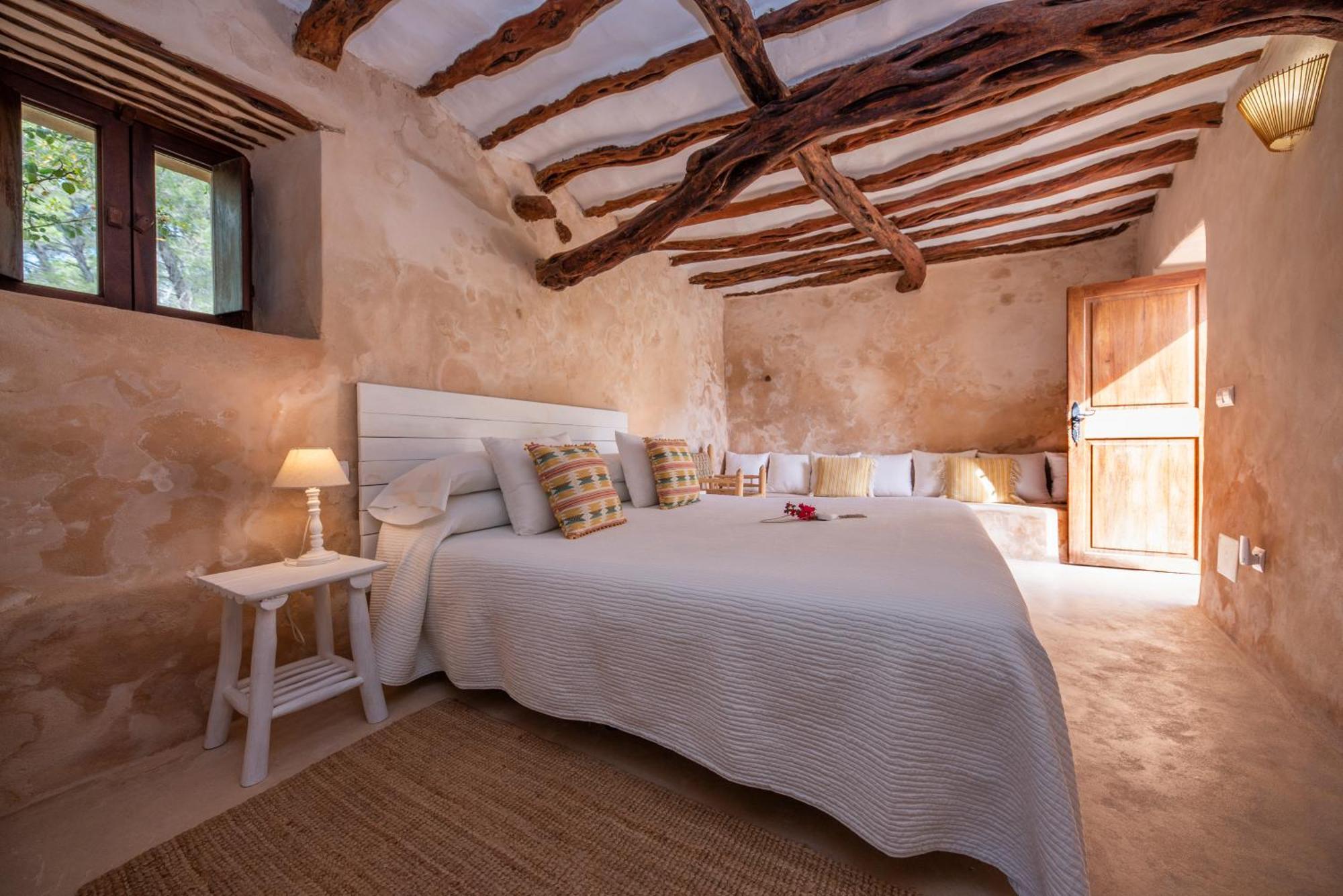 Agroturismo Can Cosmi Prats Santa Gertrudis  Phòng bức ảnh