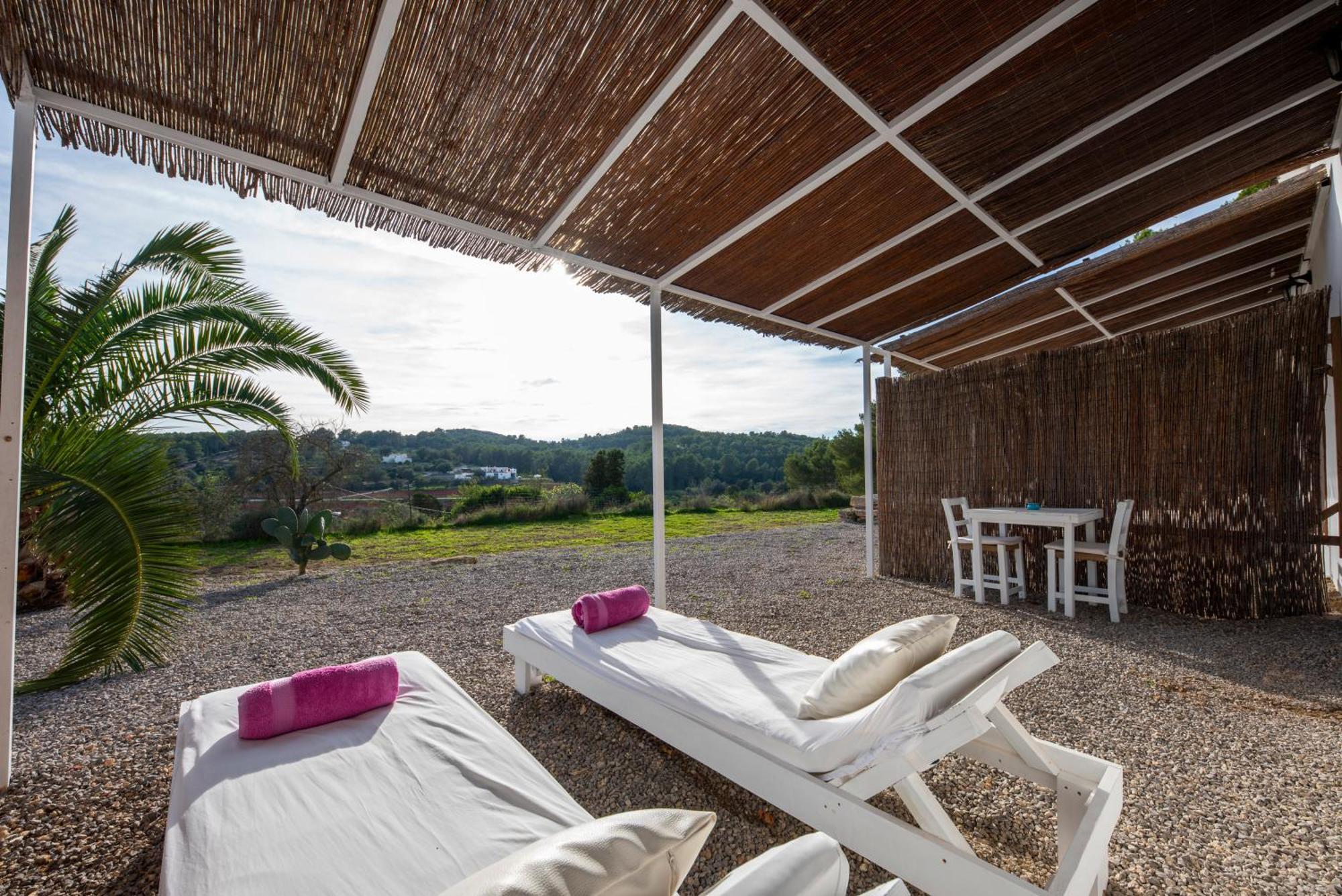 Agroturismo Can Cosmi Prats Santa Gertrudis  Phòng bức ảnh